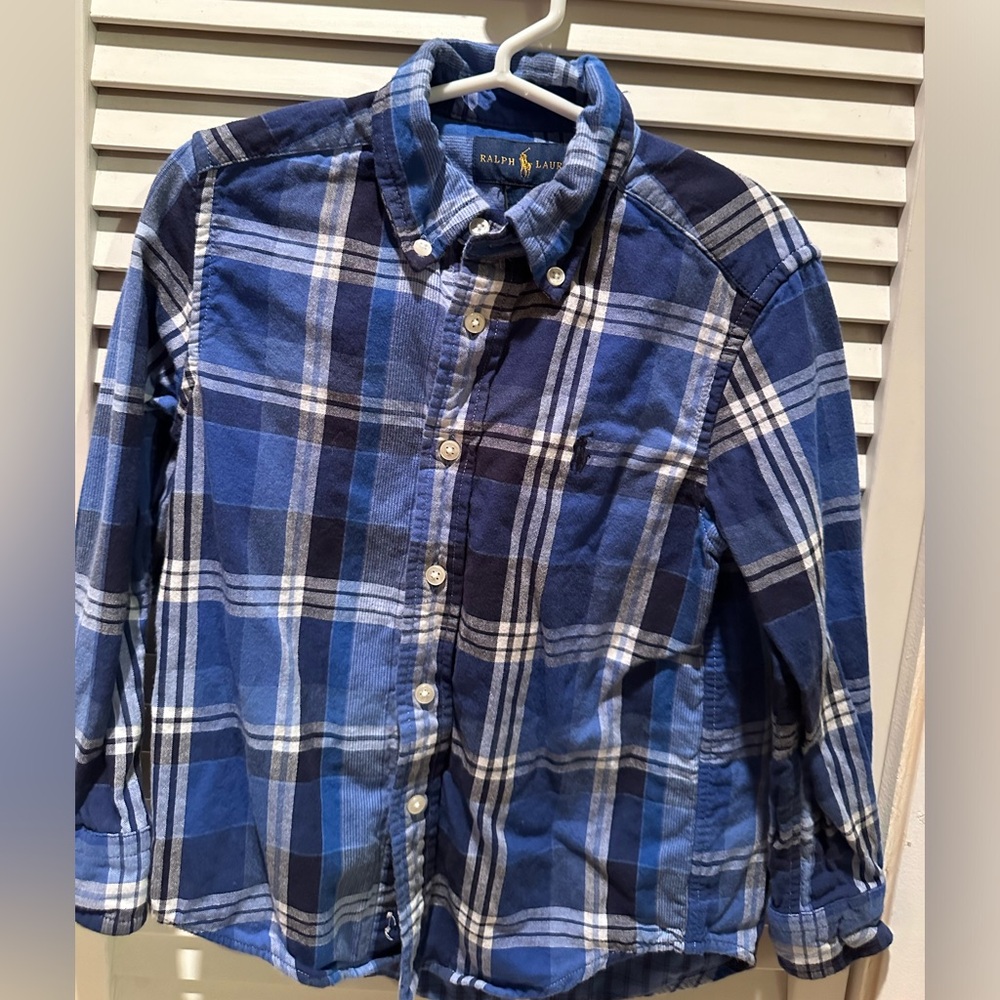 Boys Ralph Lauren Button Down Plaid Shirt

Size: 4